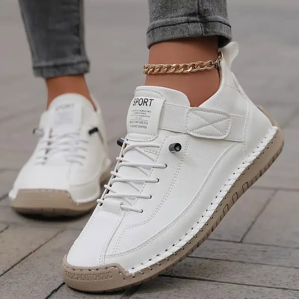 LAS ZAPATILLAS MIA
