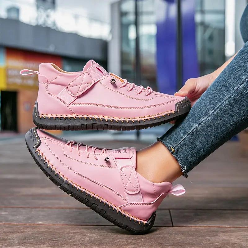 LAS ZAPATILLAS MIA